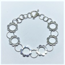 Sterling Silver Circle Flower Silhouettes Link Bracelet